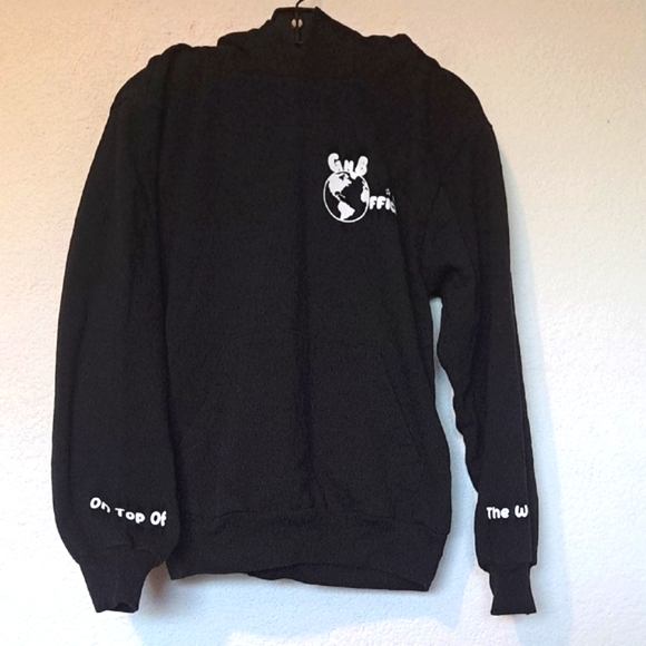 GnB Black Crewneck Sweater with Ribbed Cuffs